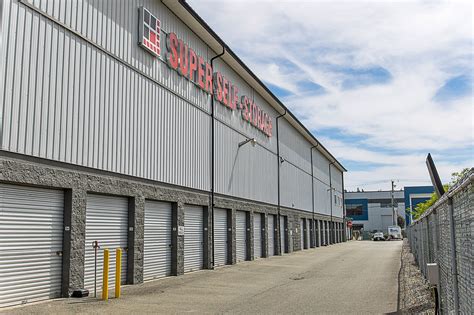 large storage units abbotsford